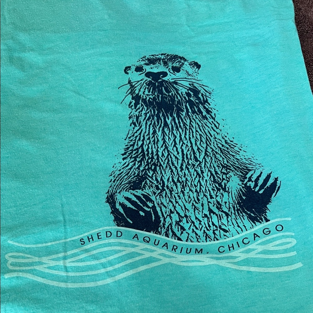 Shedd Aquarium Green Otter Short Sleeve Tee